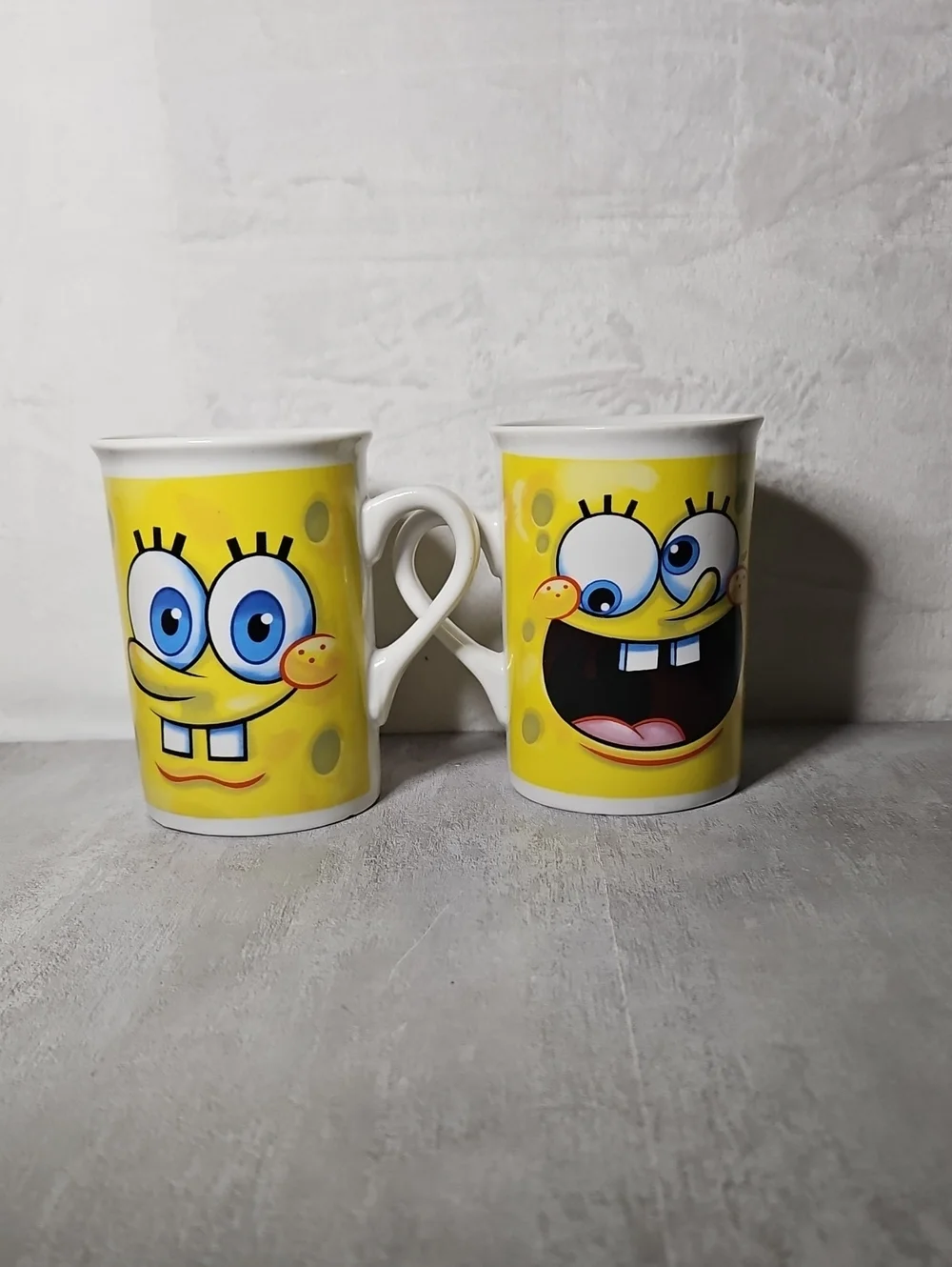 2 Vintage Spinge Bob Square Pants Cups